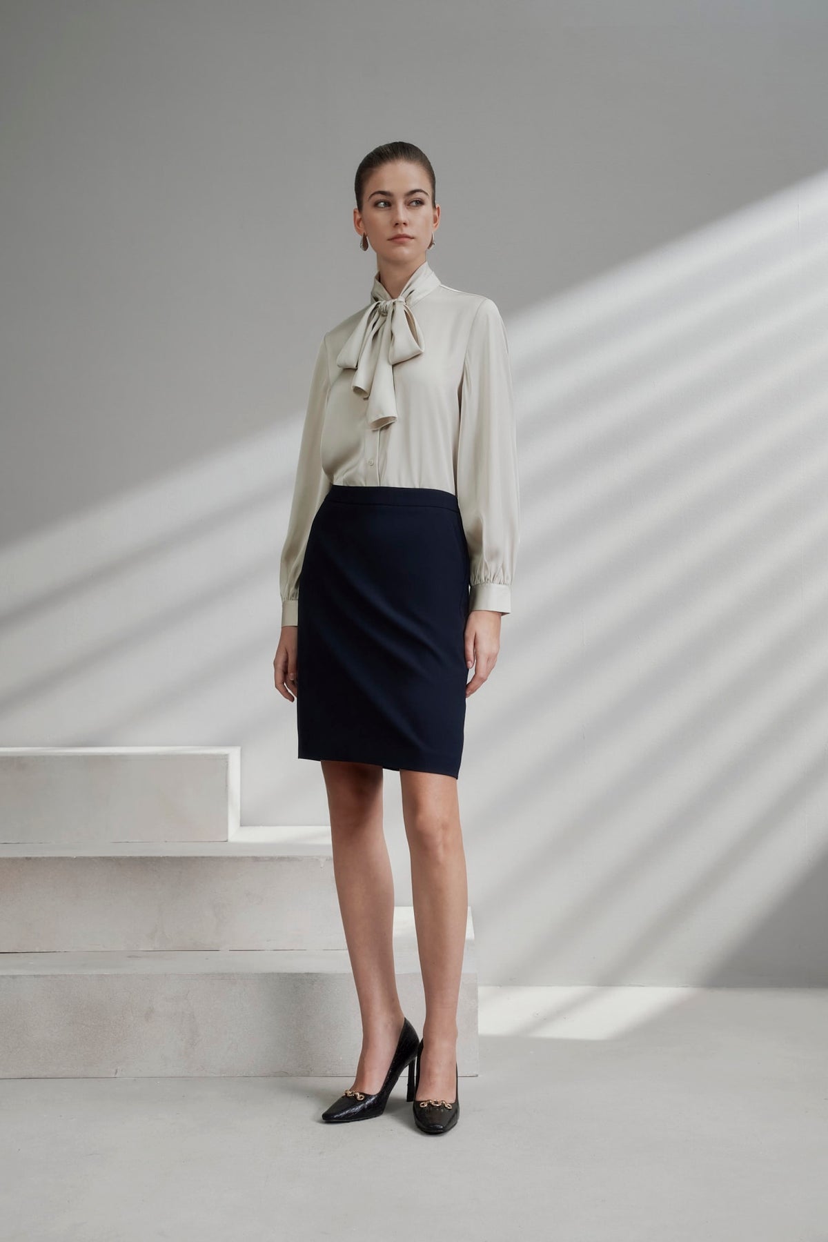 G2000 Blouses Satin Stand Collar Blouse With Detachable Contrasting Tie Champagne Mist Regular