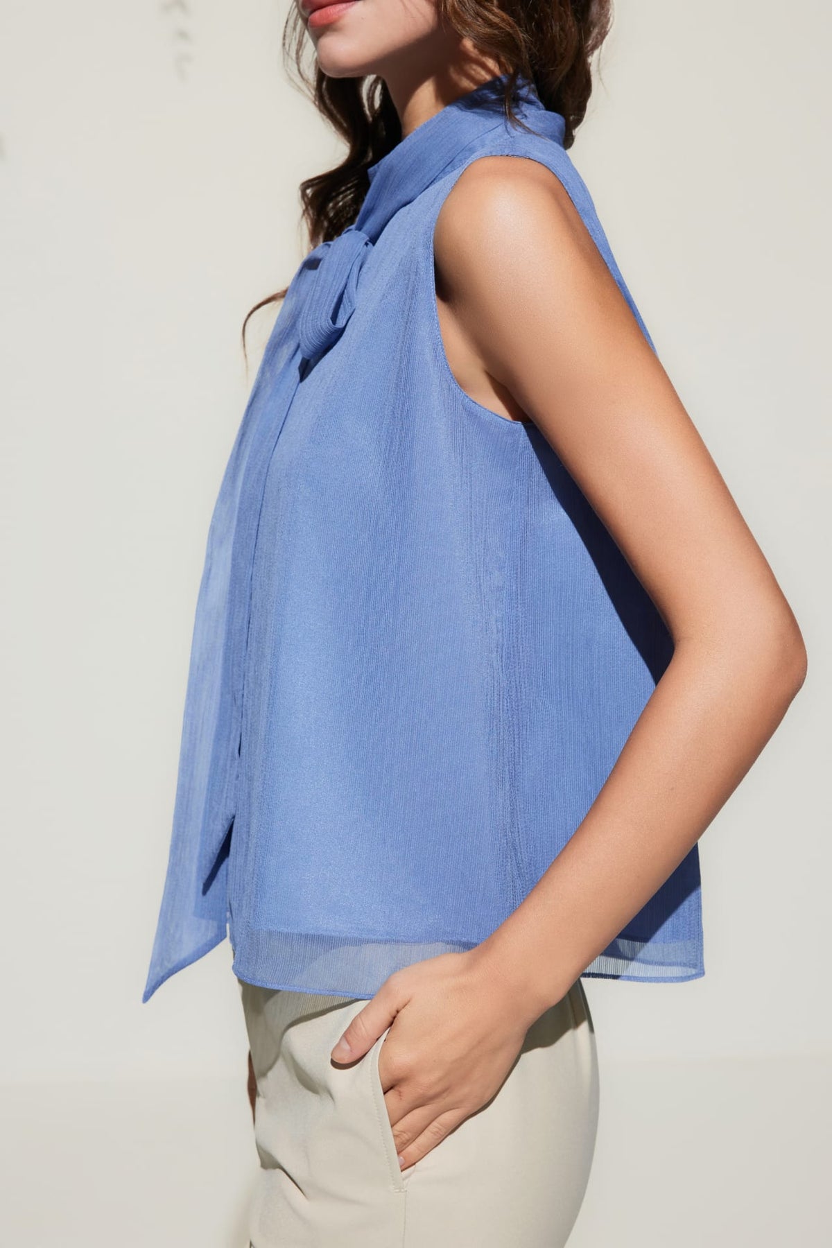 G2000 Blouses Stand Collar Blouse With Detachable Tie