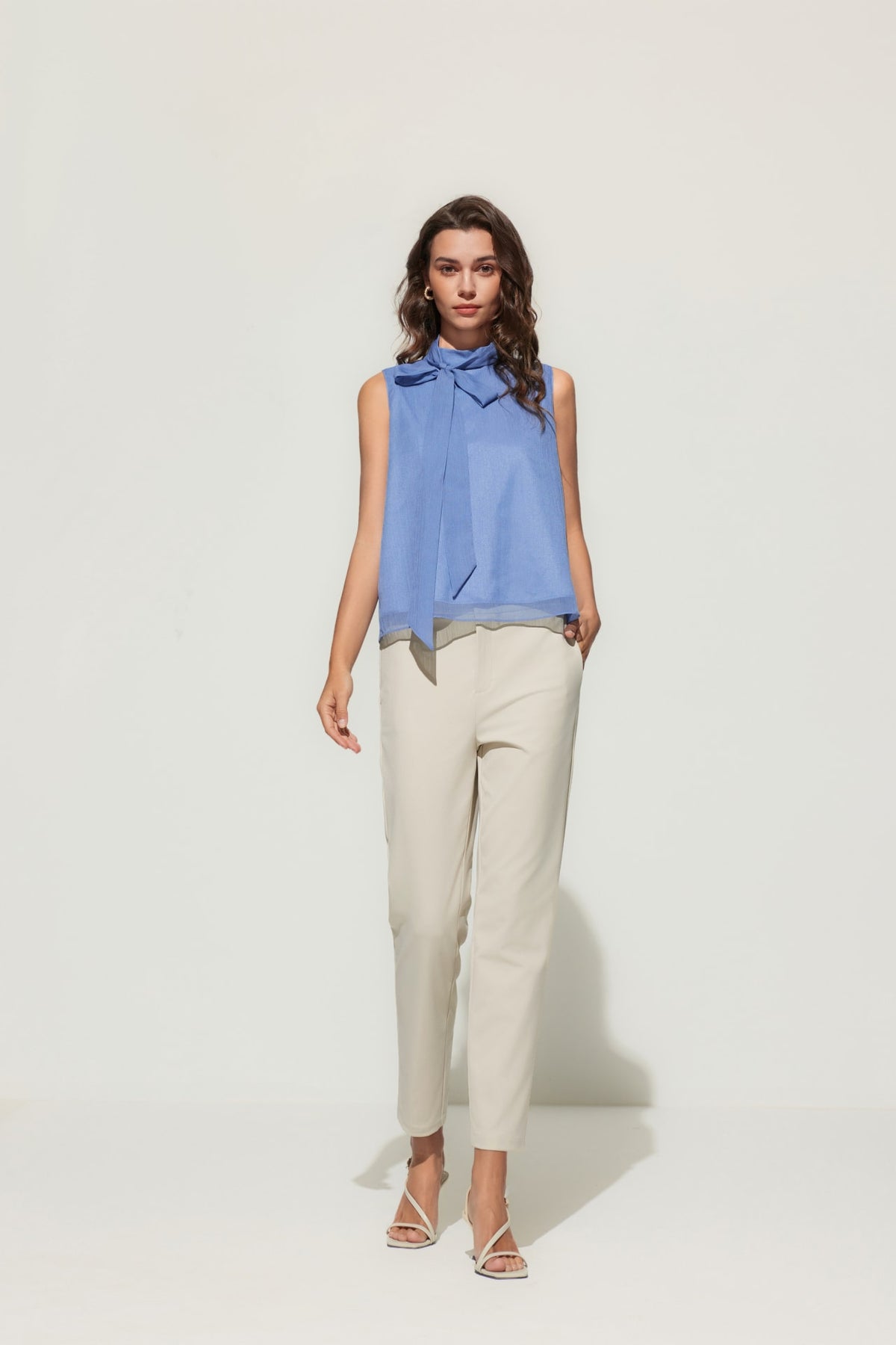 G2000 Blouses Stand Collar Blouse With Detachable Tie
