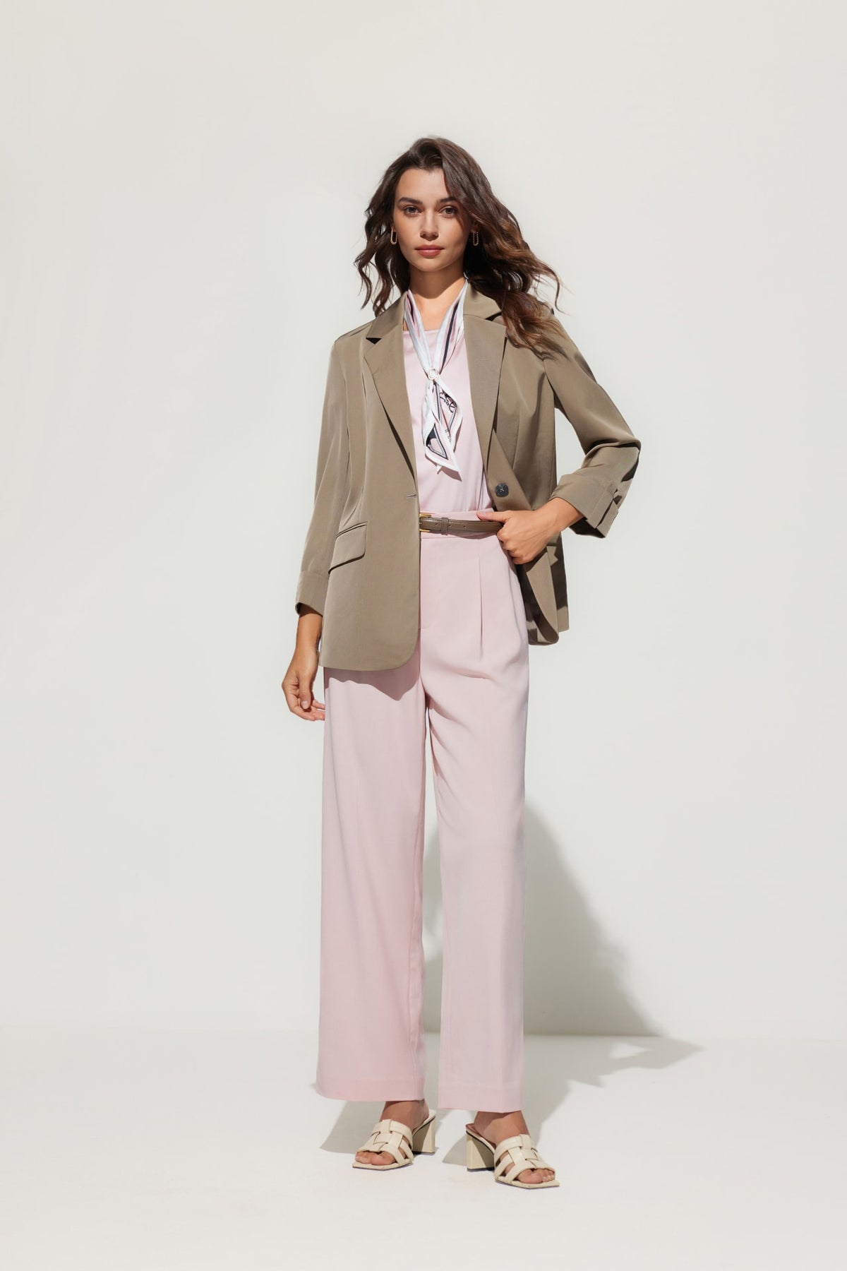 G2000 Pants Cooling Multi-Way Stretch Relaxed Straight Leg Suit Pants
