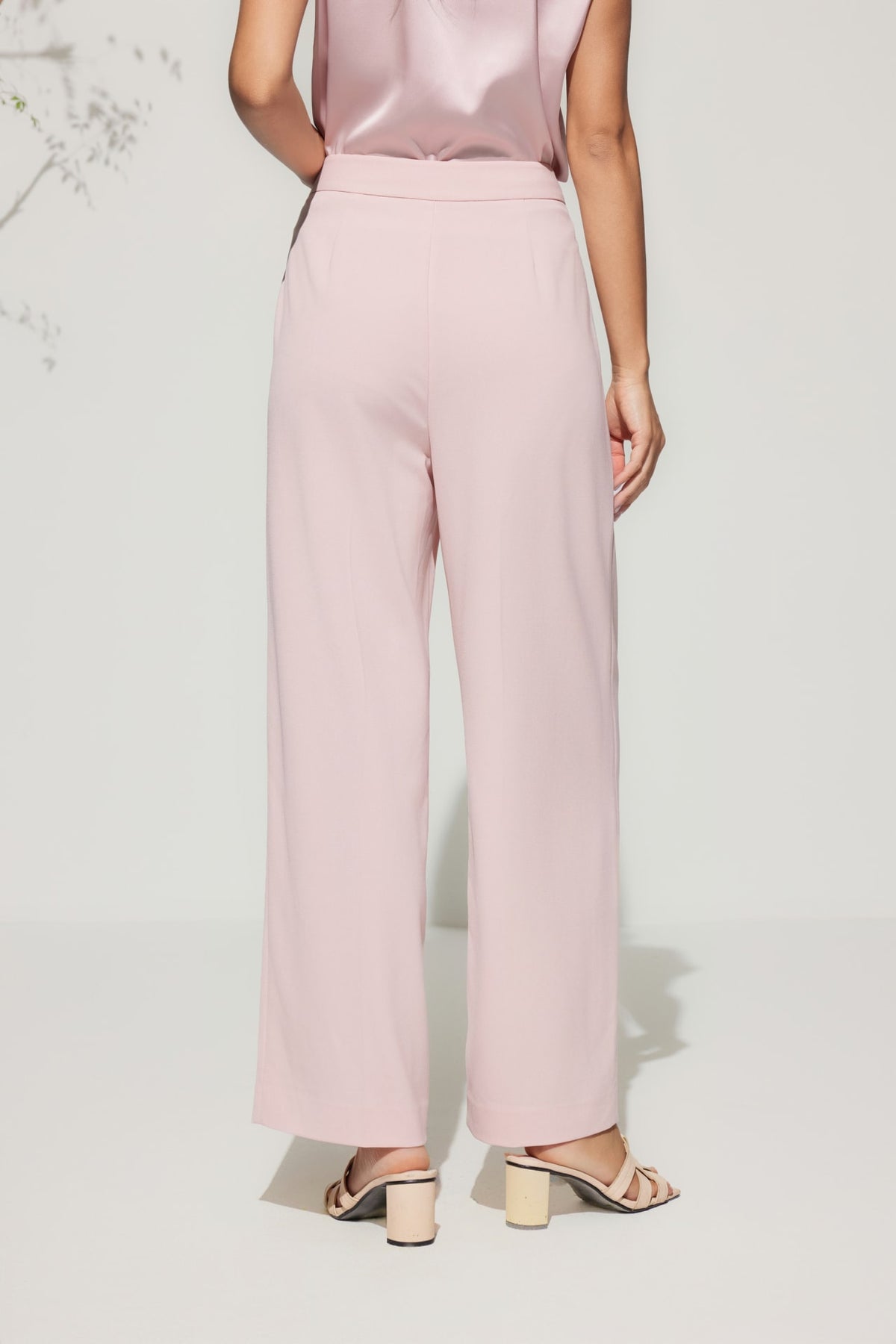 G2000 - Pants - Cooling Multi-Way Stretch Relaxed Straight Leg Suit Pants