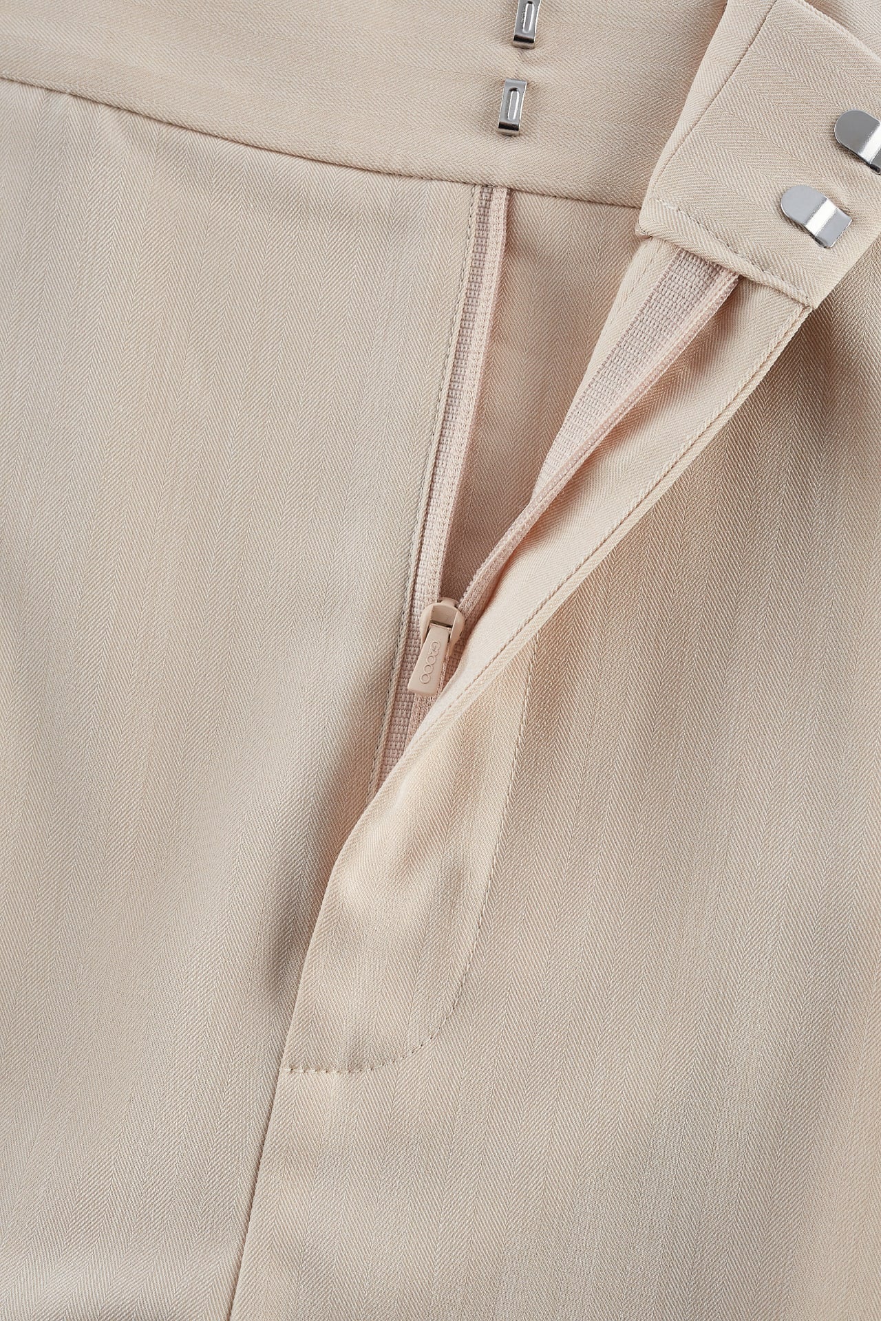 Antiqued Linen