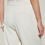 Blanc Canvas