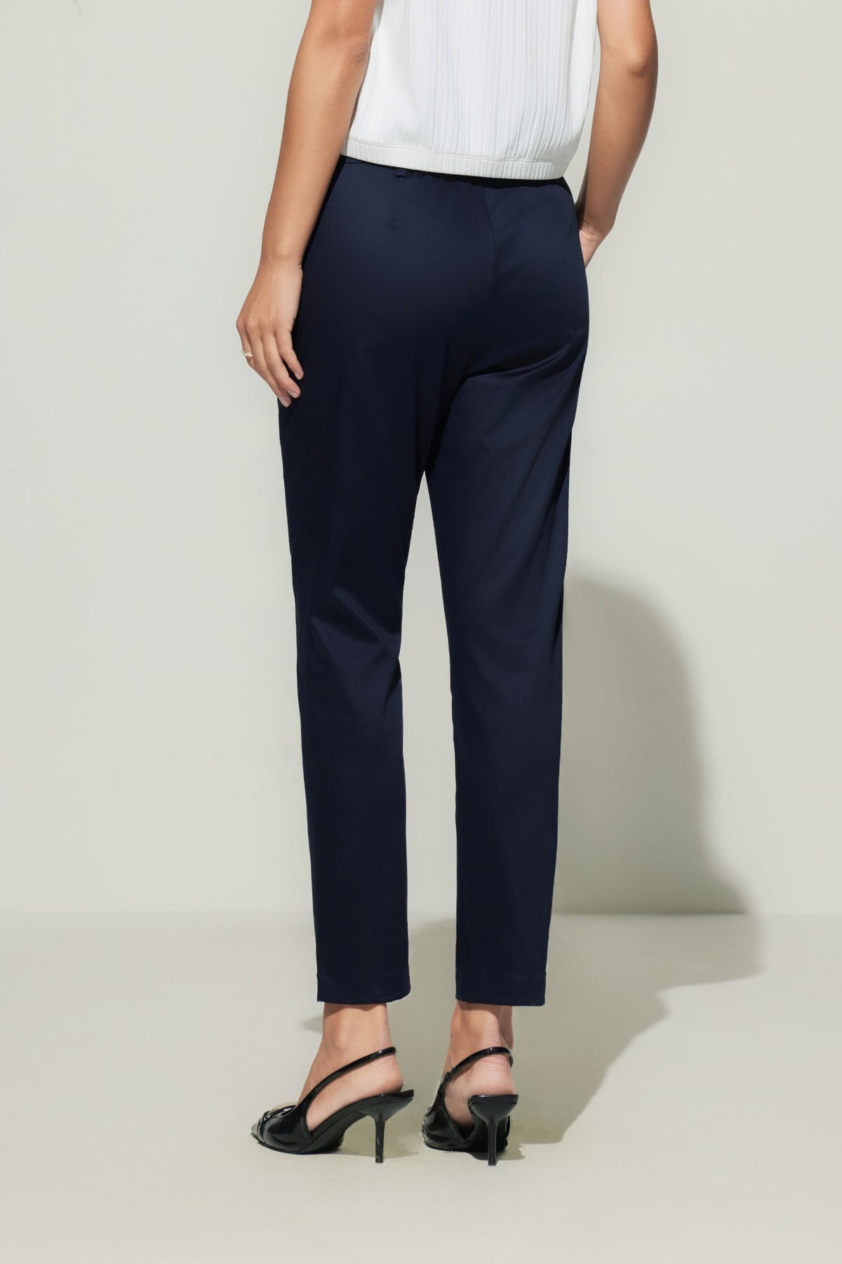 G2000 Pants Cotton Blend Cropped Cigarette Casual Pants