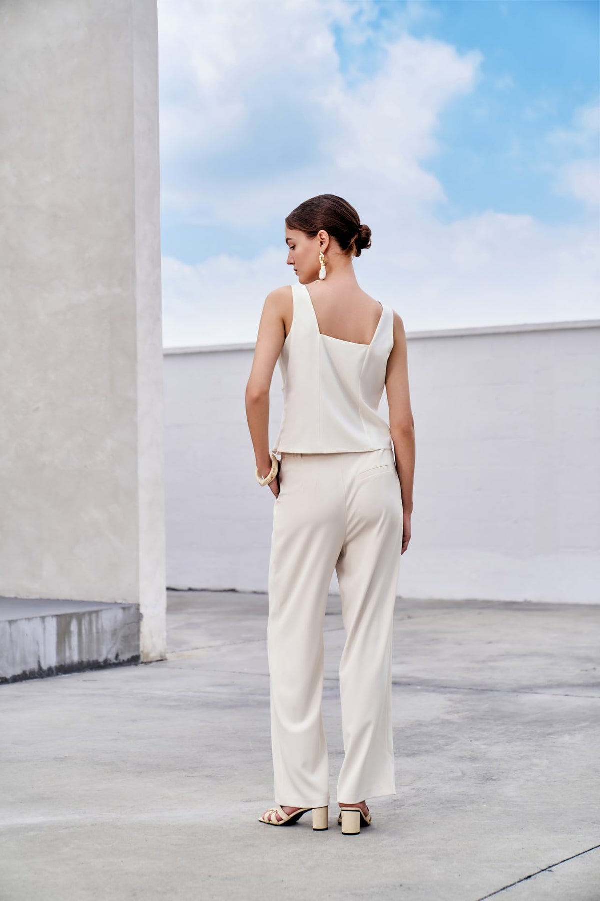 G2000 - Blouses - Bow Front Sleeveless Top