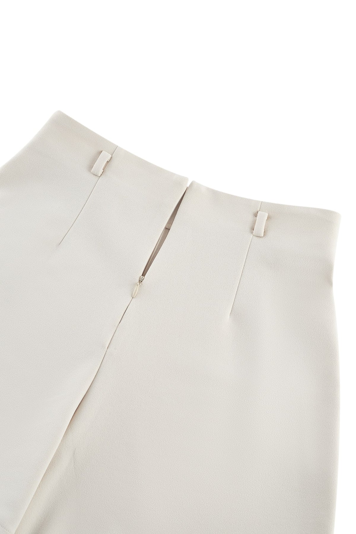 G2000 - Shorts - Crepe Knit Flare Casual Shorts With Belt