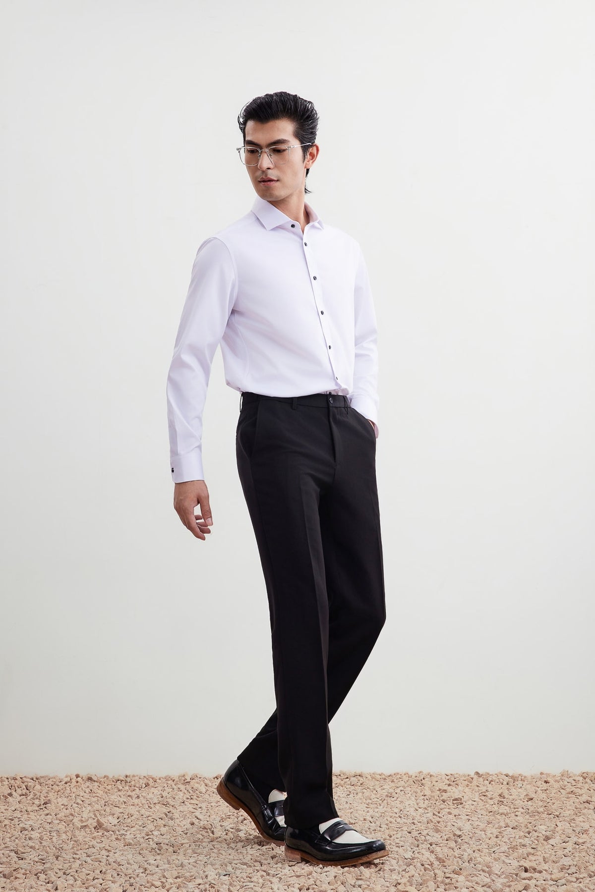 G2000 Shirts Non-Iron Silky Touch Smart Fit Dobby Twill Shirt White Smart