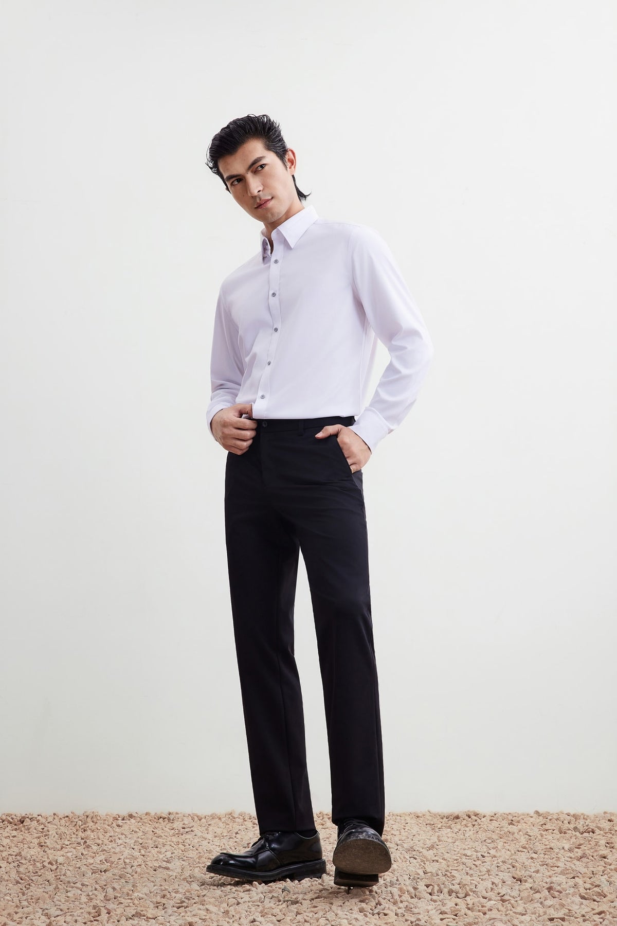 G2000 Shirts Non-Iron Silky Touch Smart Fit Twill Shirt White Smart