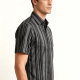 Wrinkle-Free Stripe Digital Print Comfort Fit Oxford Short Sleeve Casual Shirt