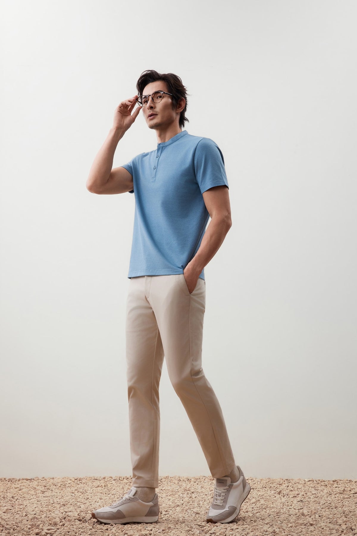 G2000 Pants Soil-Release Durable & Tough Slim Tapered Fit Twill Casual Pants Sand Slim Tapered