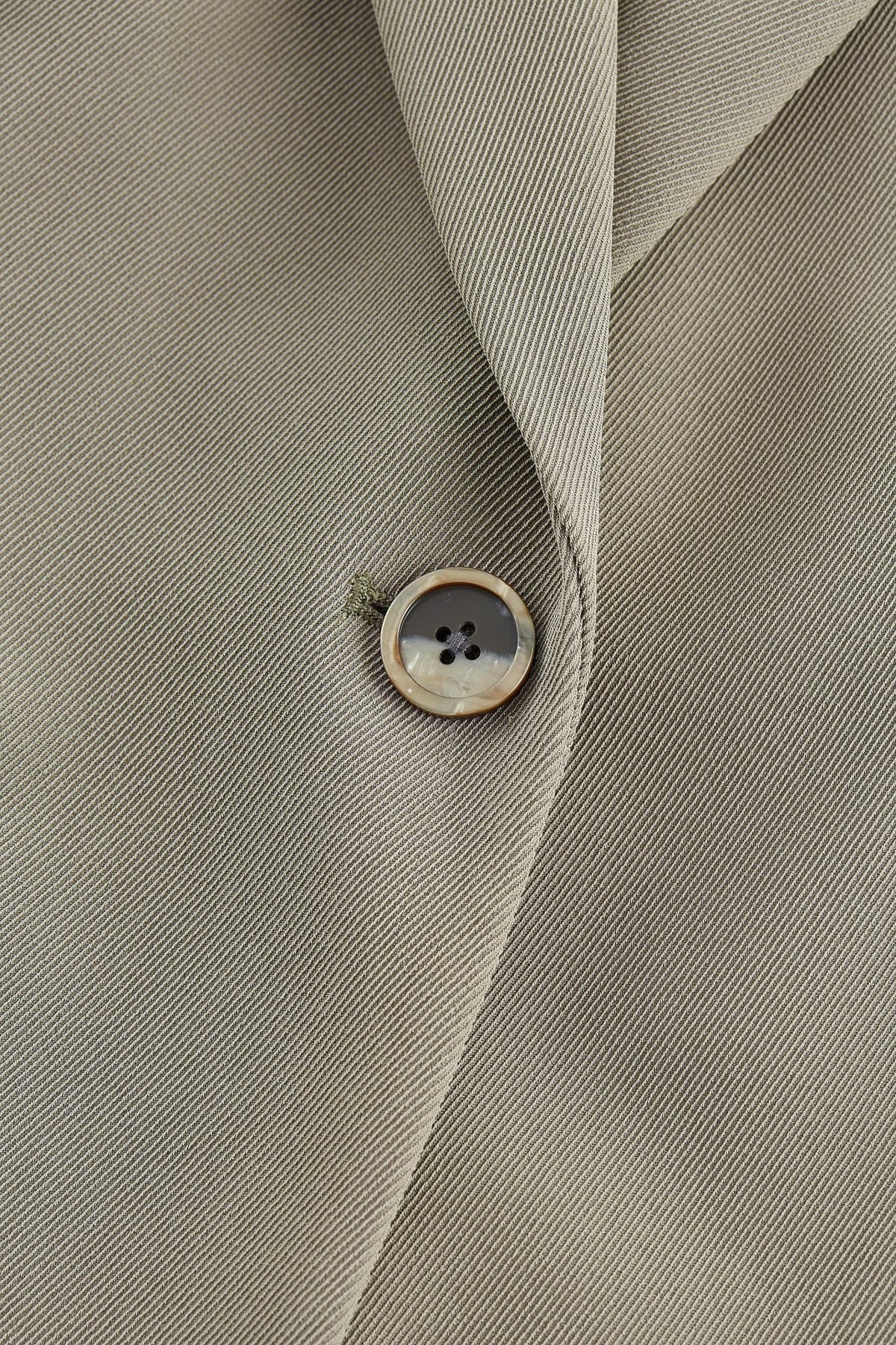 G2000 - Suits - Sharp Peak Blazer