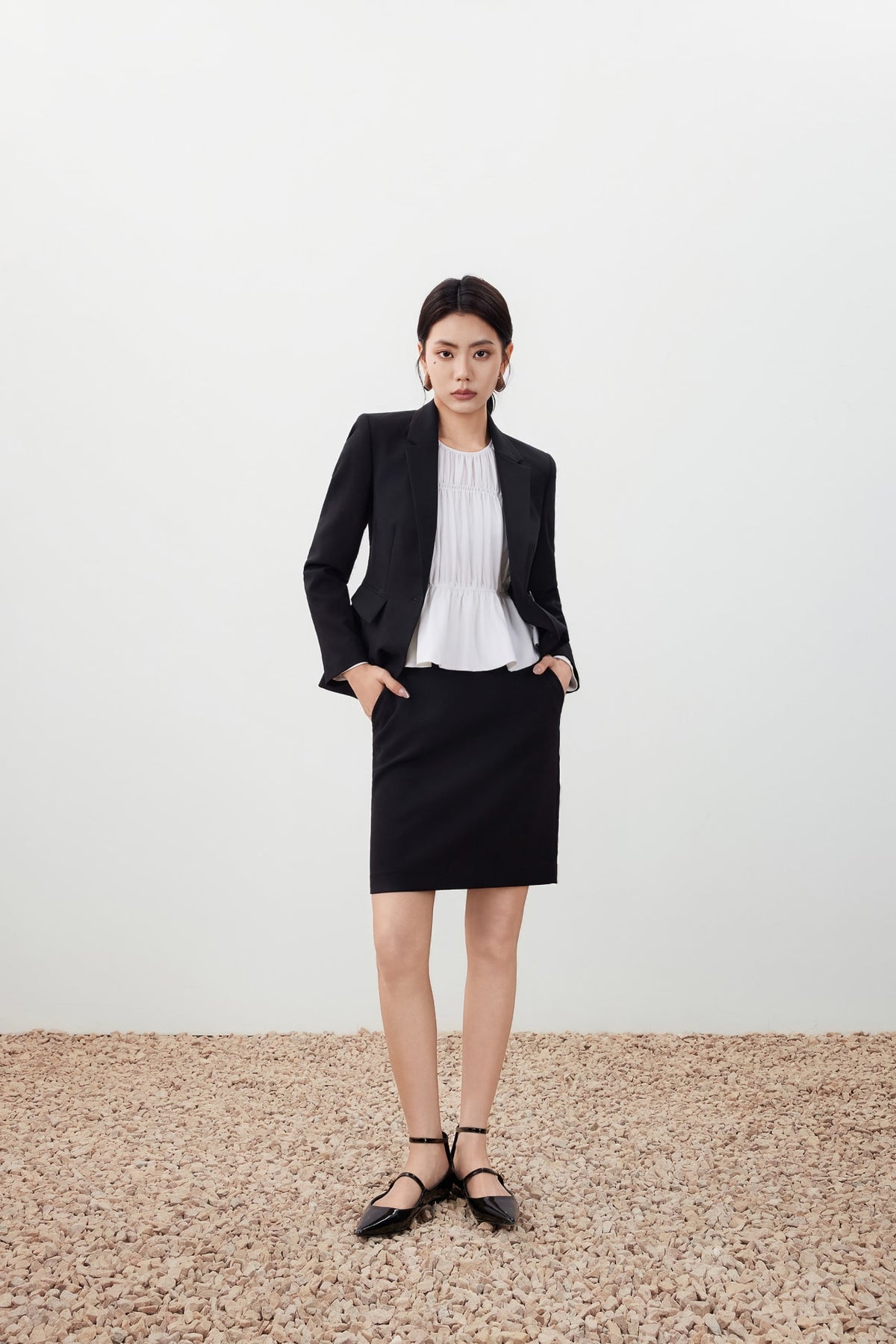 G2000 - Suits - Water Repellent Blazer with Brooch