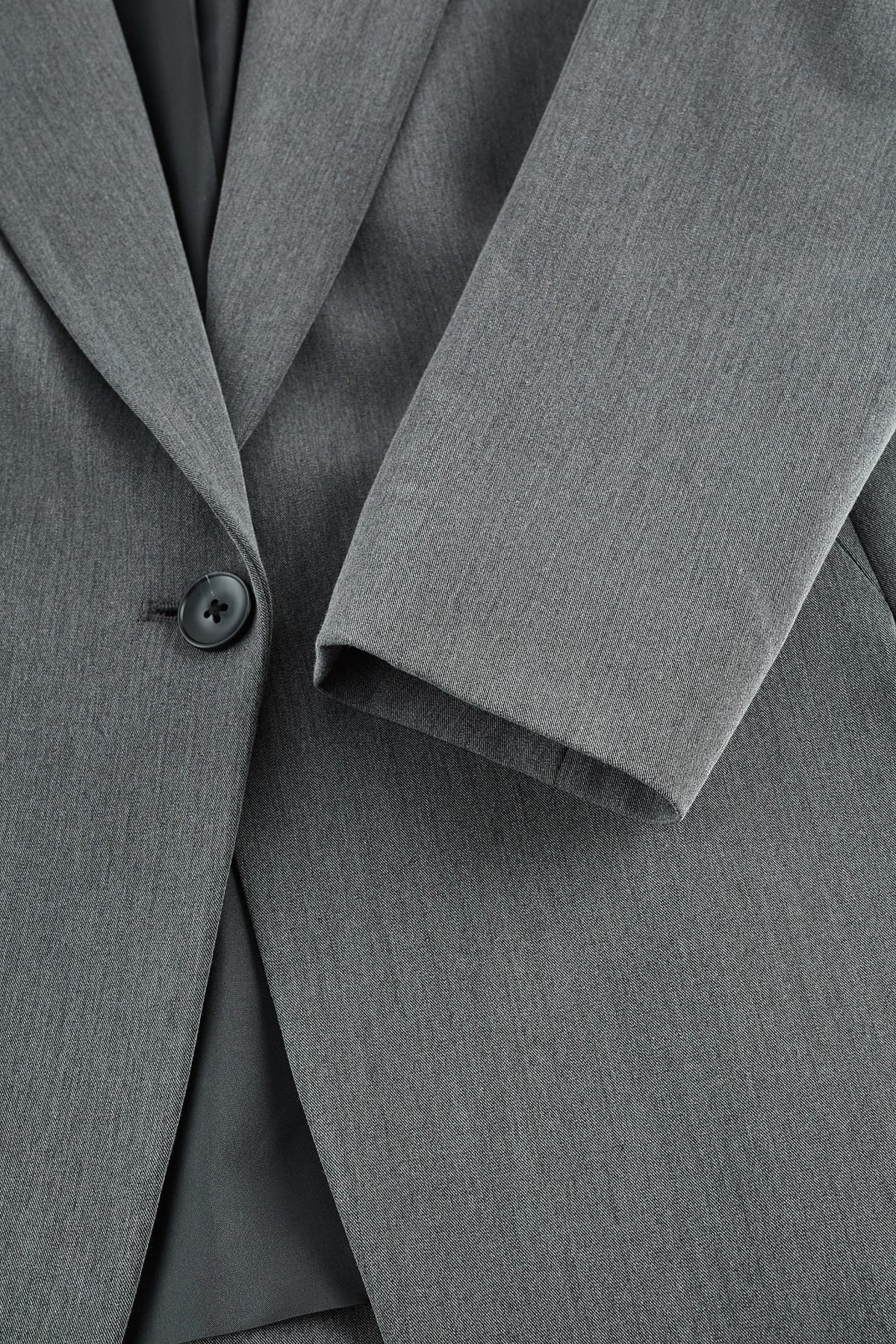 G2000 - Suits - Brooch Slim Blazer