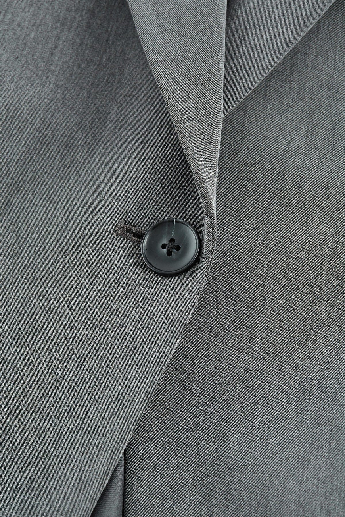 G2000 - Suits - Brooch Slim Blazer