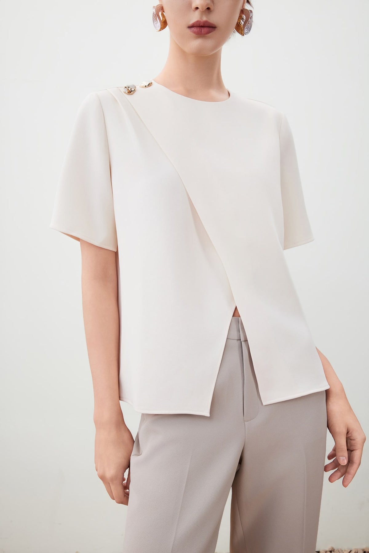 G2000 Blouses Anti UV and Anti See Through Overlayer Detail Top with Deco Buttons