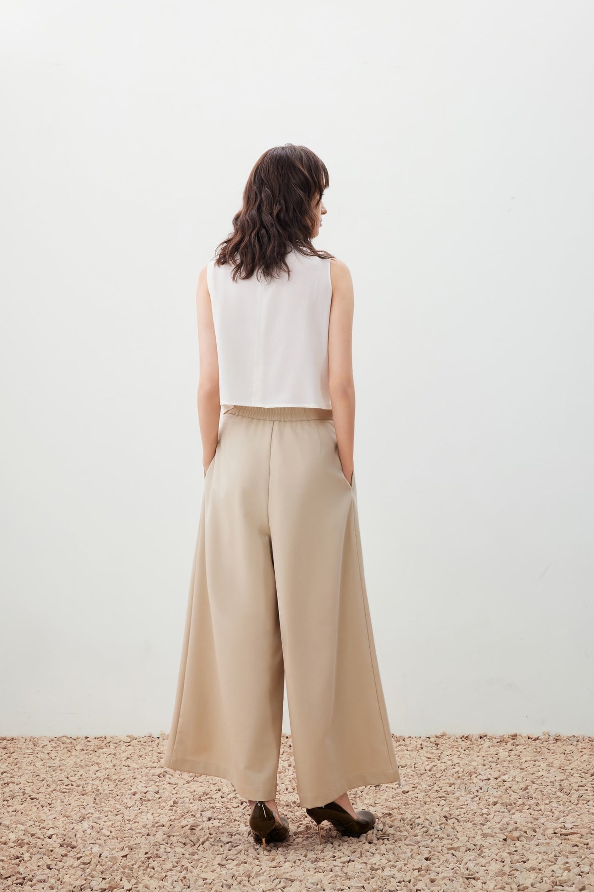 G2000 Blouses Sleeveless Pintuck Detail Blouse