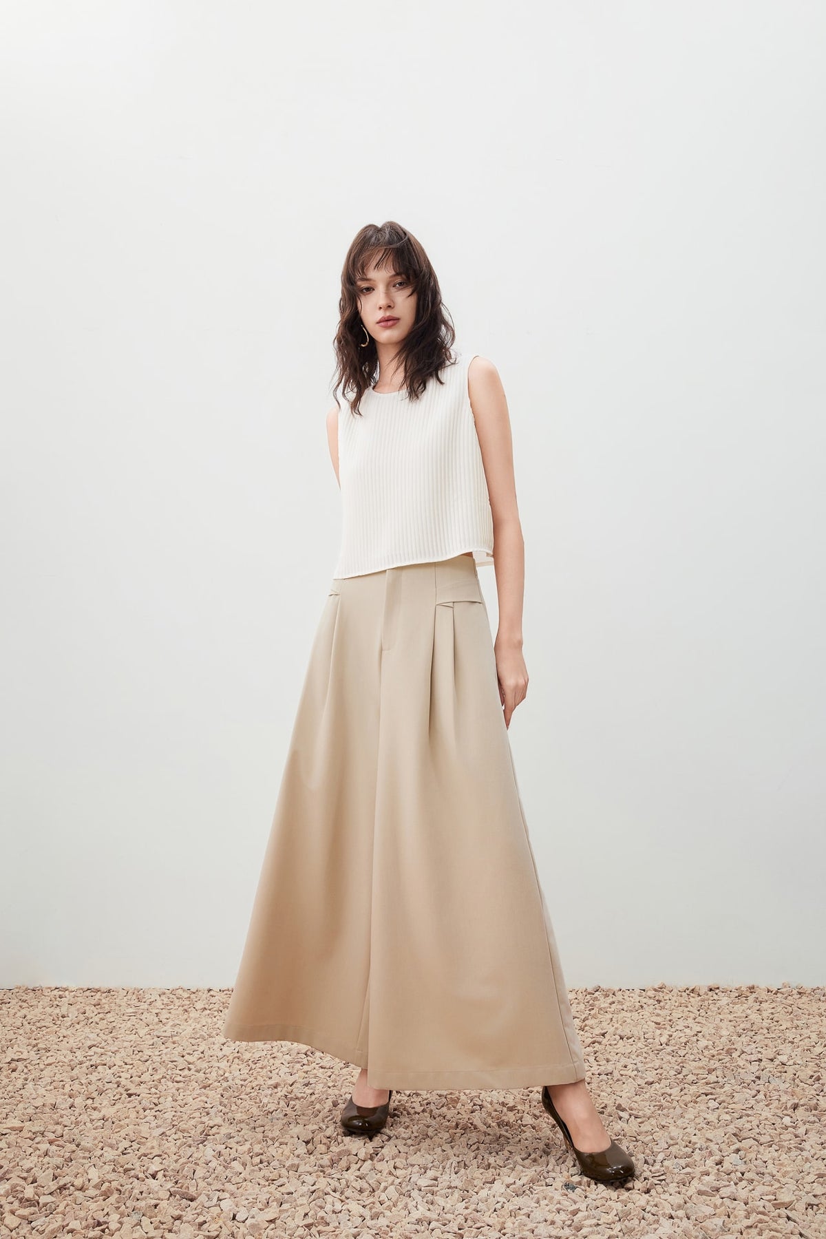 G2000 Blouses Sleeveless Pintuck Detail Blouse