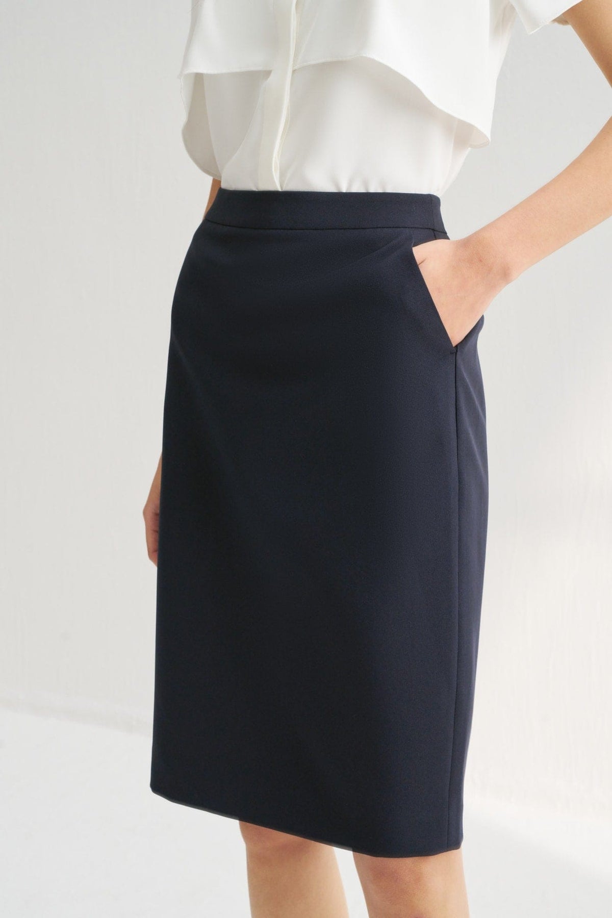 G2000 Skirts Water Repellent Long H Shape Skirt