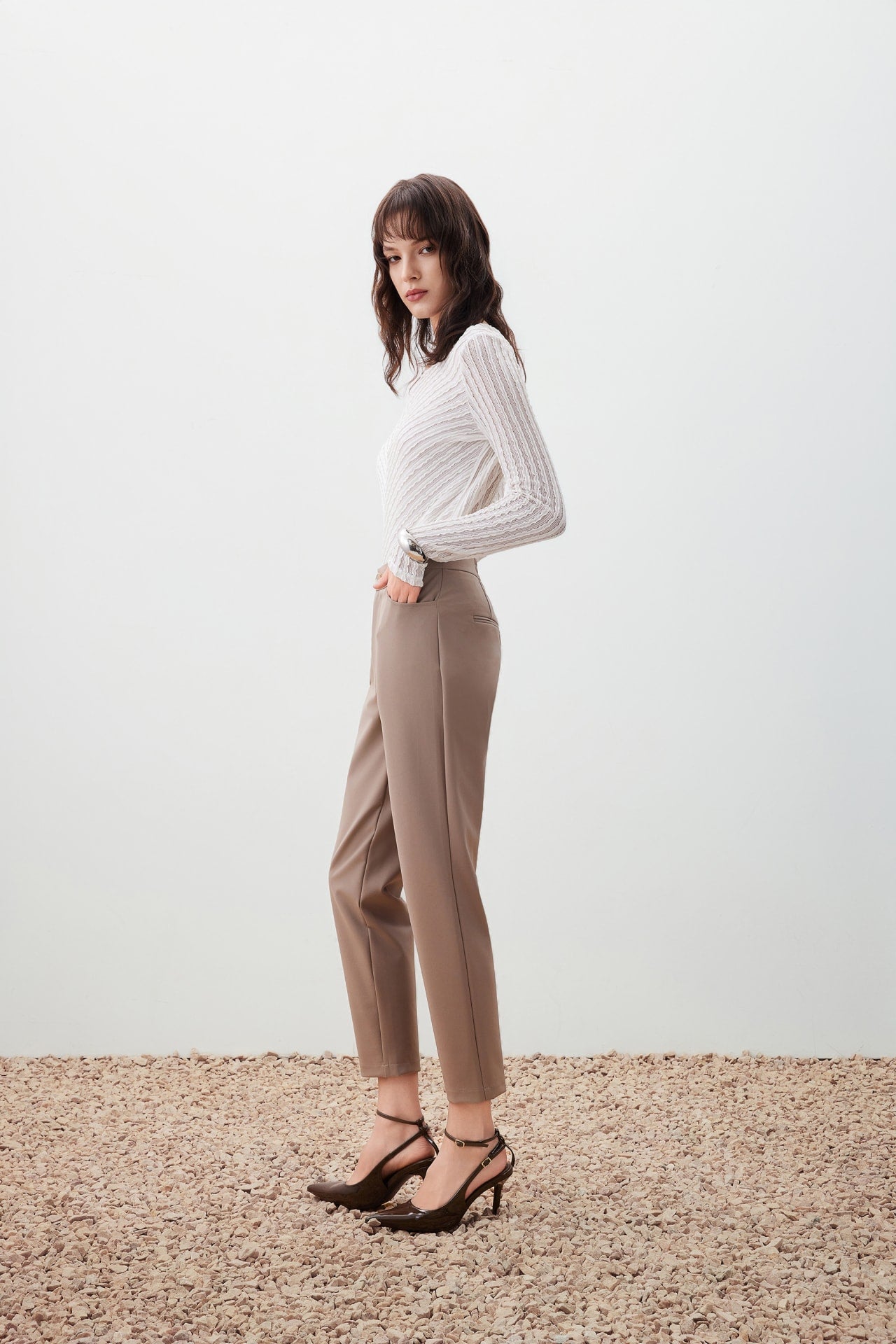 Taupe