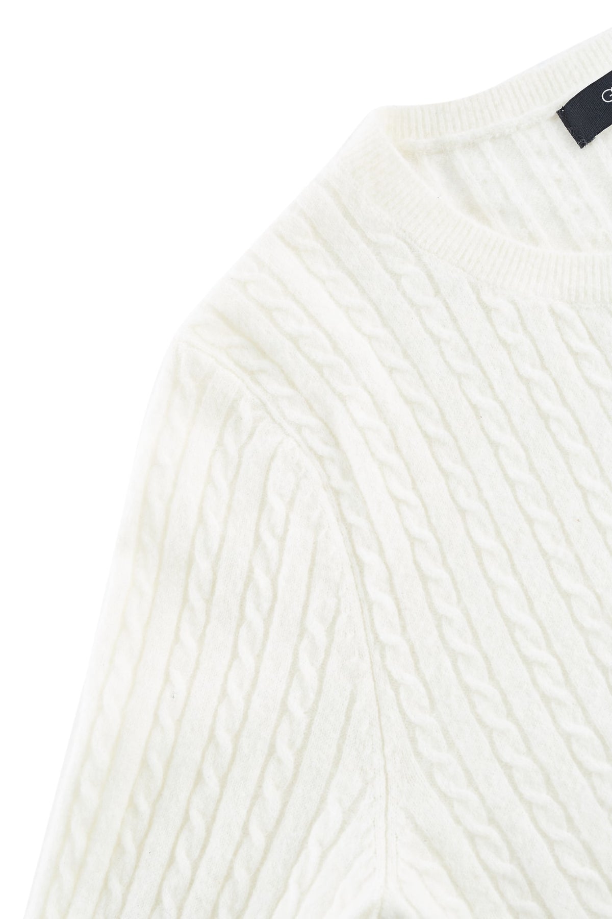G2000 - Cardigans - Cable Cropped Cardigan
