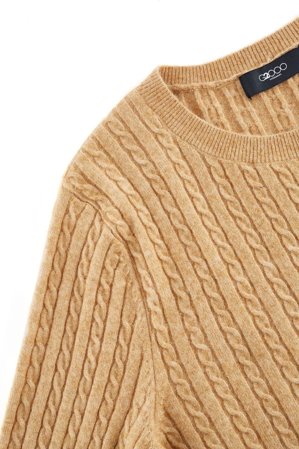 G2000 - Cardigans - Cable Cropped Cardigan