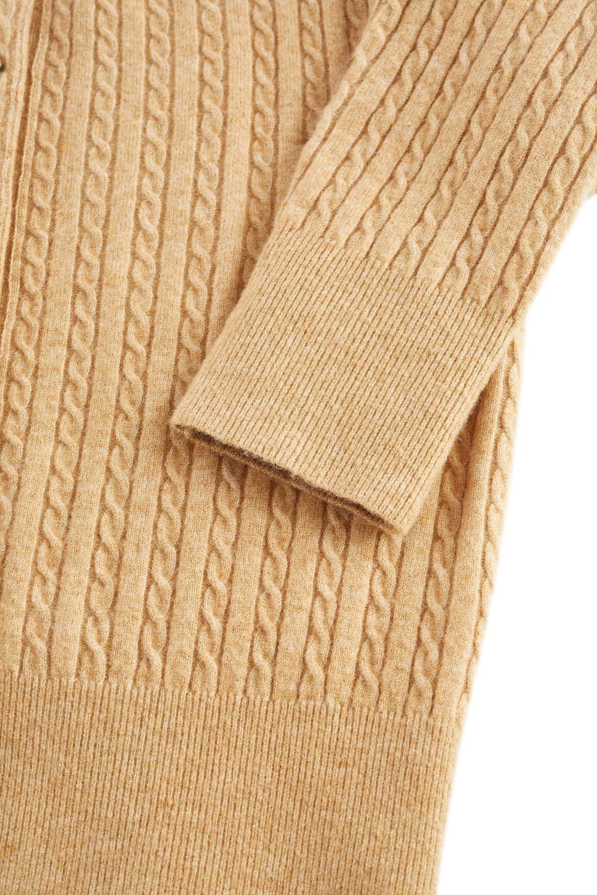 G2000 - Cardigans - Cable Cropped Cardigan