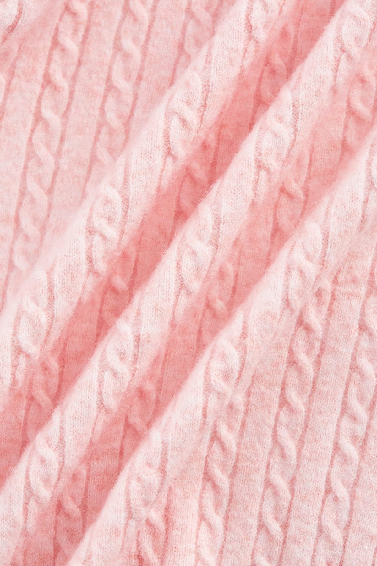 G2000 - Cardigans - Cable Cropped Cardigan