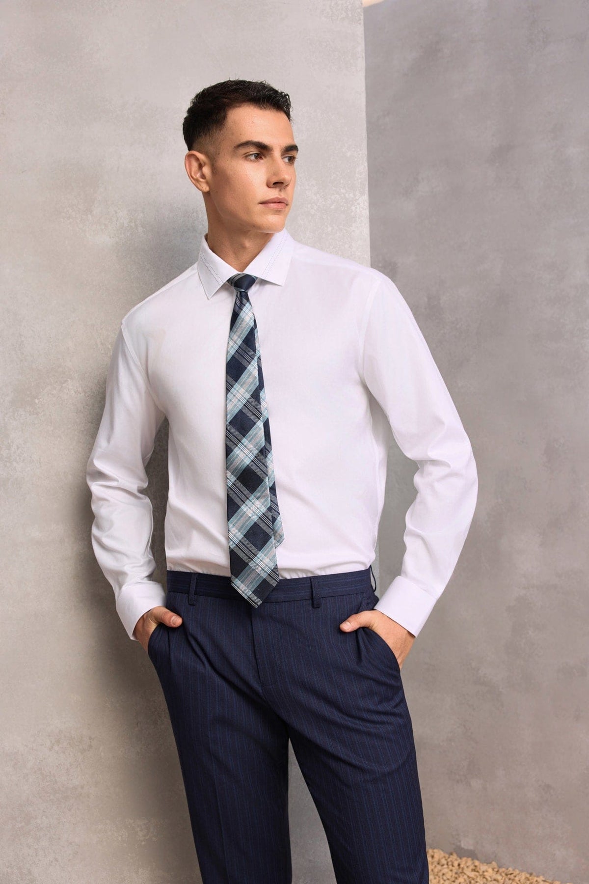 G2000 - Shirts - Non-Iron Premium Cotton Smart Fit Dobby Twill Shirt with Design Detail