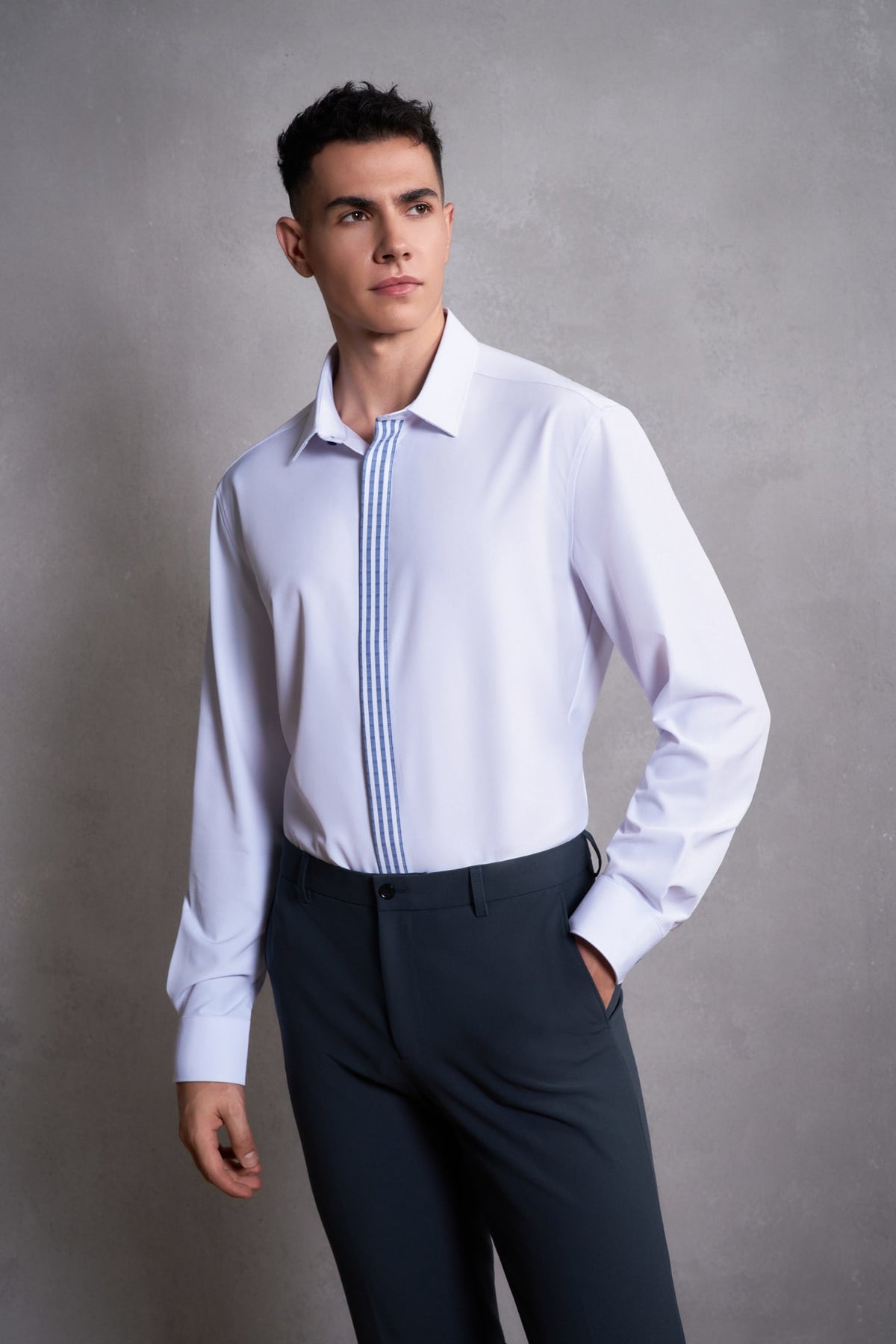 G2000 Shirts Non-Iron Dry Stretch Smart Fit Poplin Shirt with Design Detail White Smart