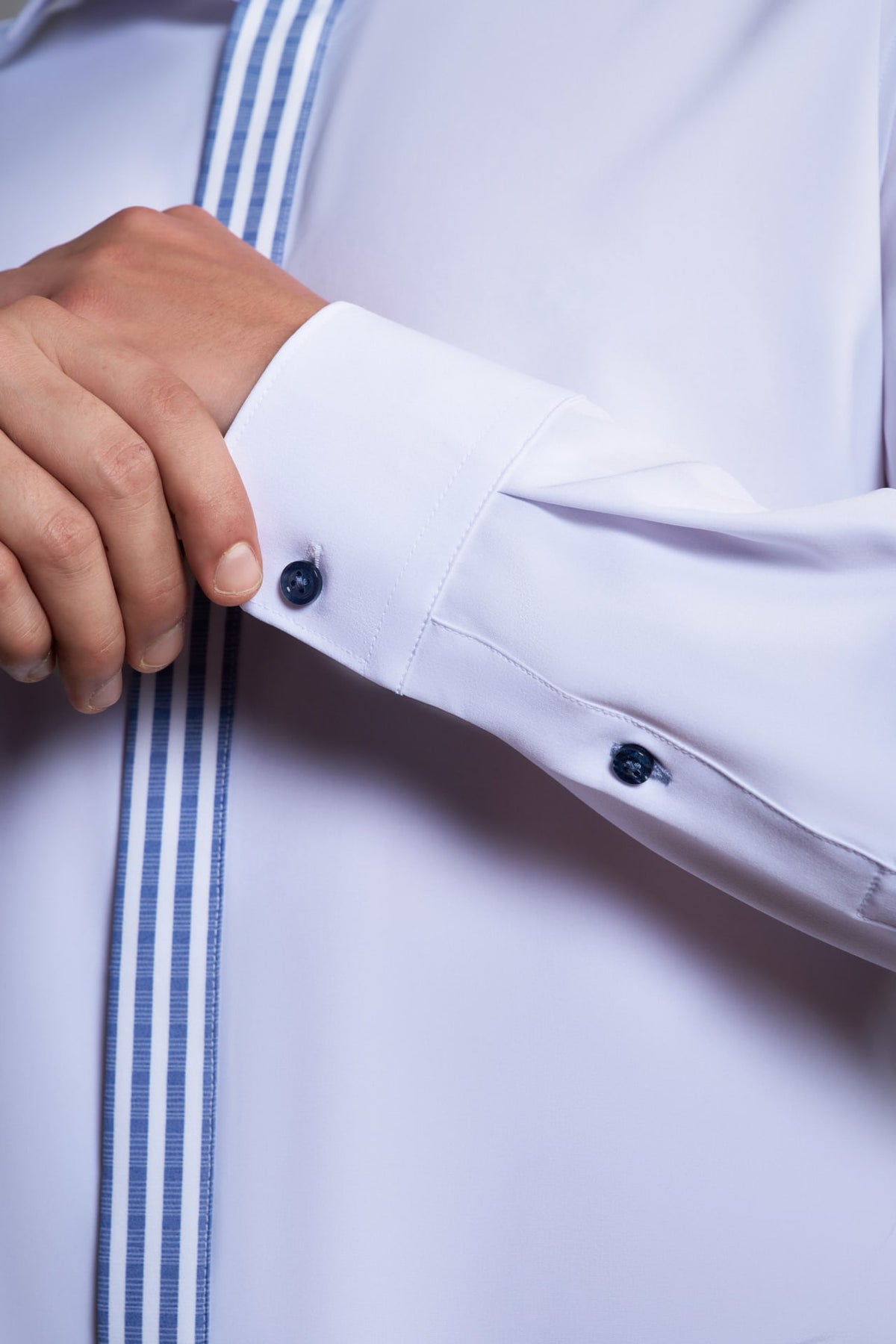 G2000 - Shirts - Non-Iron Dry Stretch Smart Fit Poplin Shirt with Design Detail