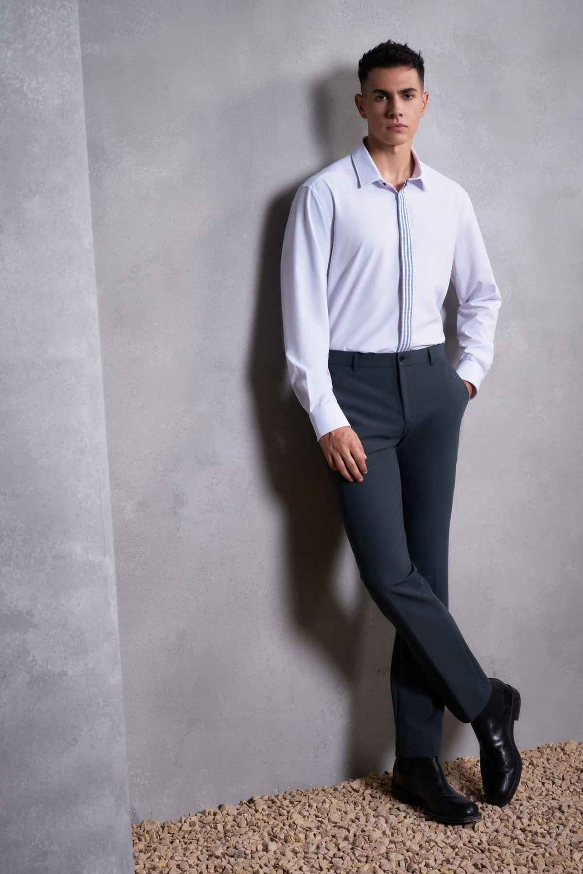 G2000 - Shirts - Non-Iron Dry Stretch Smart Fit Poplin Shirt with Design Detail