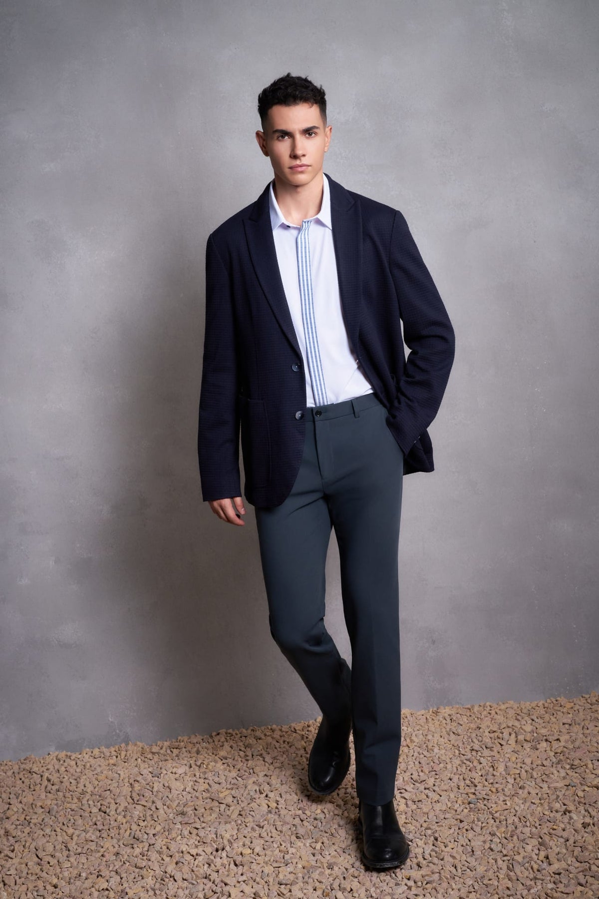 G2000 - Shirts - Non-Iron Dry Stretch Smart Fit Poplin Shirt with Design Detail