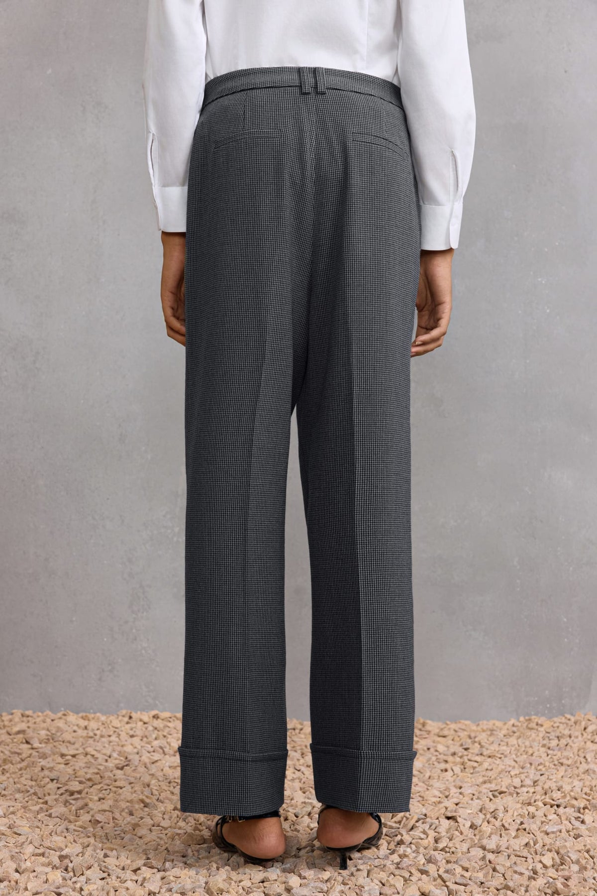 G2000 - Pants - Houndstooth Straight Leg Ankle Pants