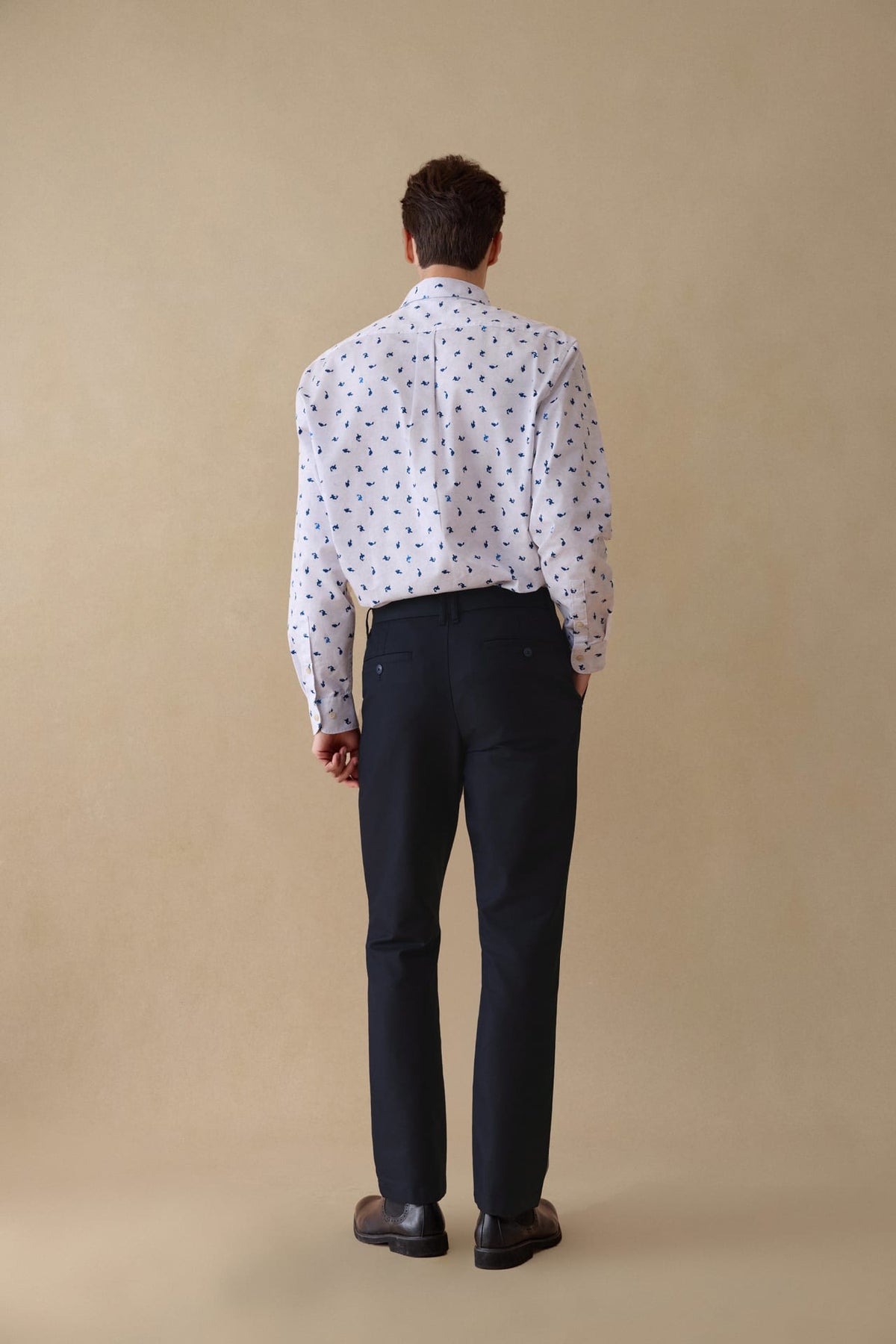 G2000 Shirts Wrinkle Free Twill Mini Koi Printed Comfort Fit Casual Shirt
