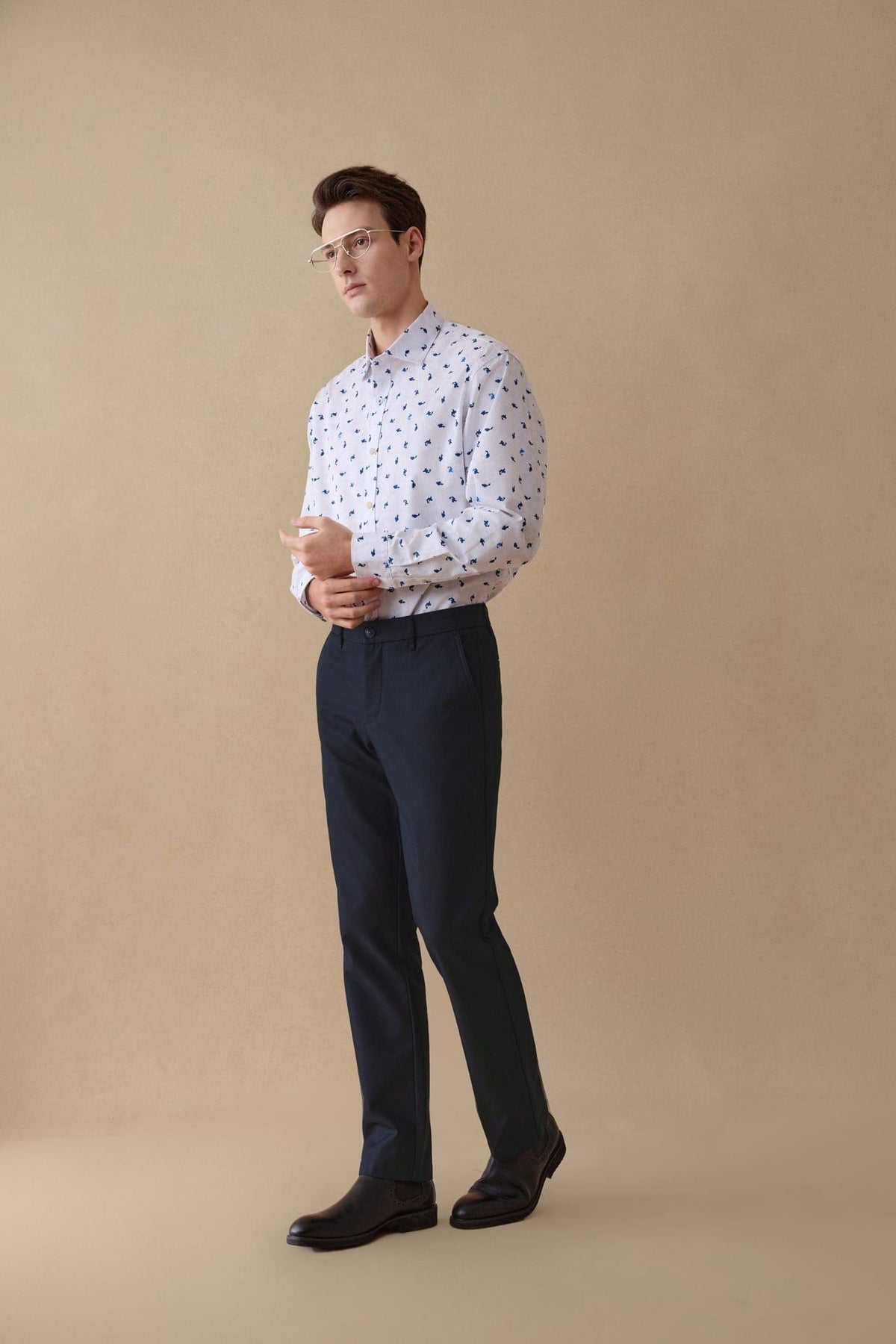G2000 Shirts Wrinkle Free Twill Mini Koi Printed Comfort Fit Casual Shirt