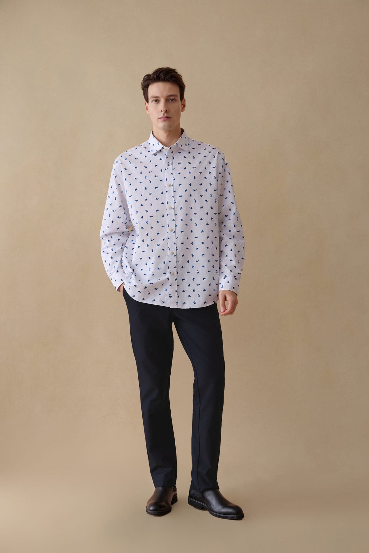 G2000 Shirts Wrinkle Free Twill Mini Koi Printed Comfort Fit Casual Shirt