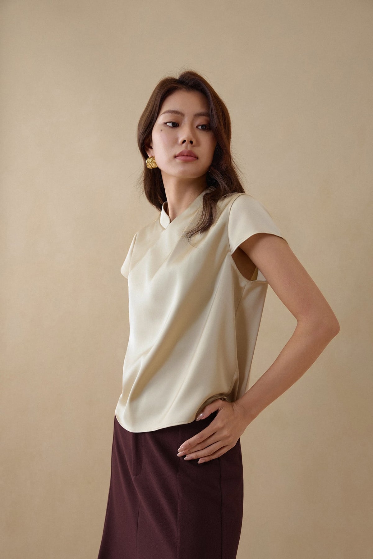 G2000 Blouses Mandarin Collar Pleated Satin Top Boulder Regular