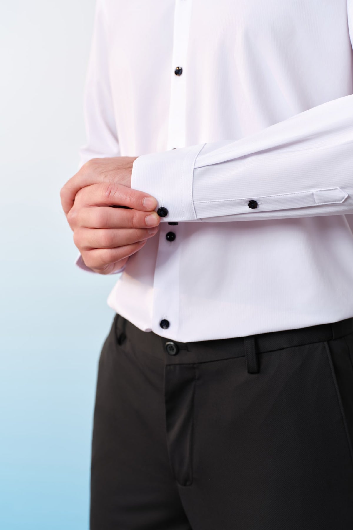 G2000 - Shirts - Non-Iron Dry Stretch Textured Stripe Smart Fit Long Sleeve Shirt With Design Detail