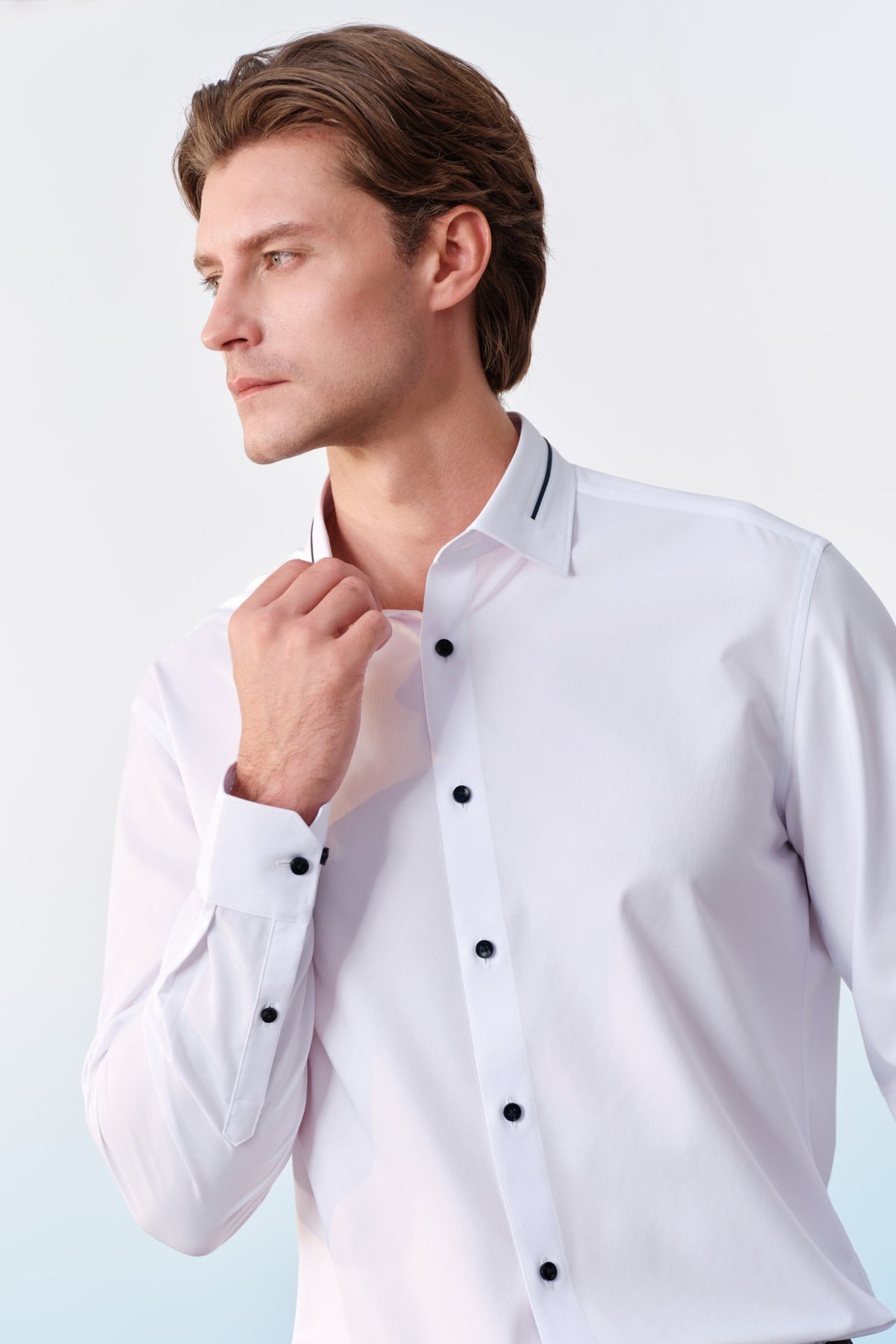 G2000 - Shirts - Non-Iron Dry Stretch Textured Stripe Smart Fit Long Sleeve Shirt With Design Detail