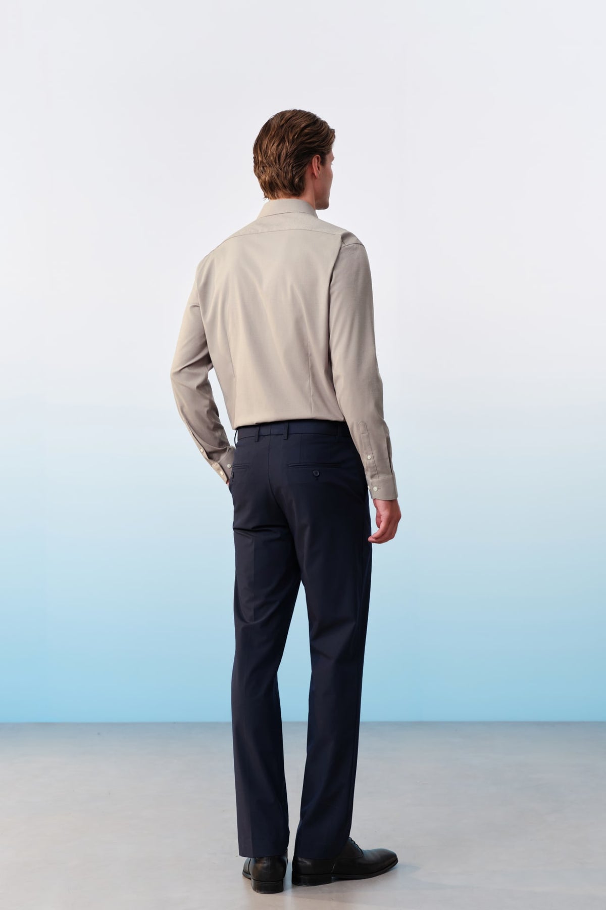 G2000 Pants Multi-Way Stretch Cool Touch Plain Weave Slim Fit Suit Pants