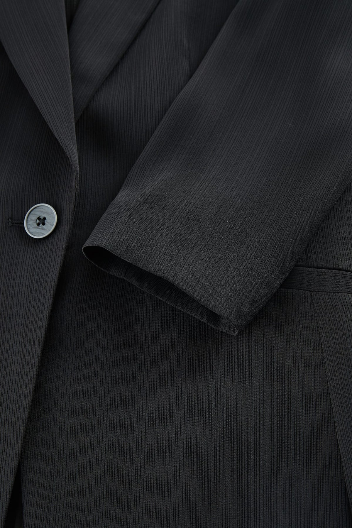 G2000 - Suits - Cool Touch Dobby Slim Fit Suit Blazer