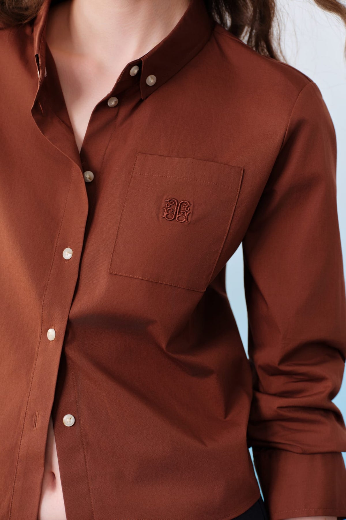 G2000 Shirts Alphabet Embroidered Cropped Relax Fit Casual Shirt