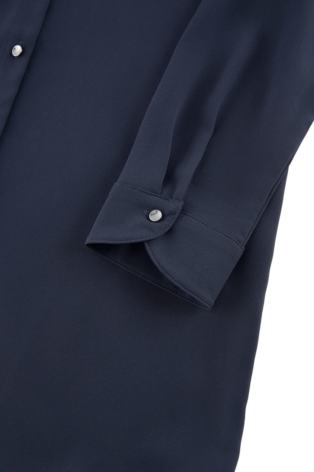 G2000 Blouses Anti Uv Back Crepe Shirt Collar Regular Fit Long Sleeve Blouse With Necklace