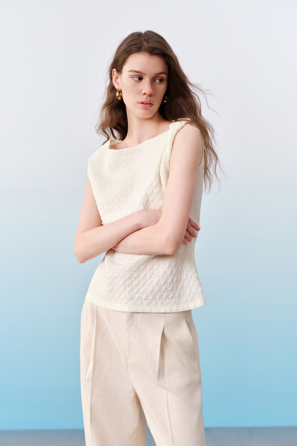 G2000 T-Shirts Irregular Twist Shoulder Texture Knit Tank Top Egret Regular