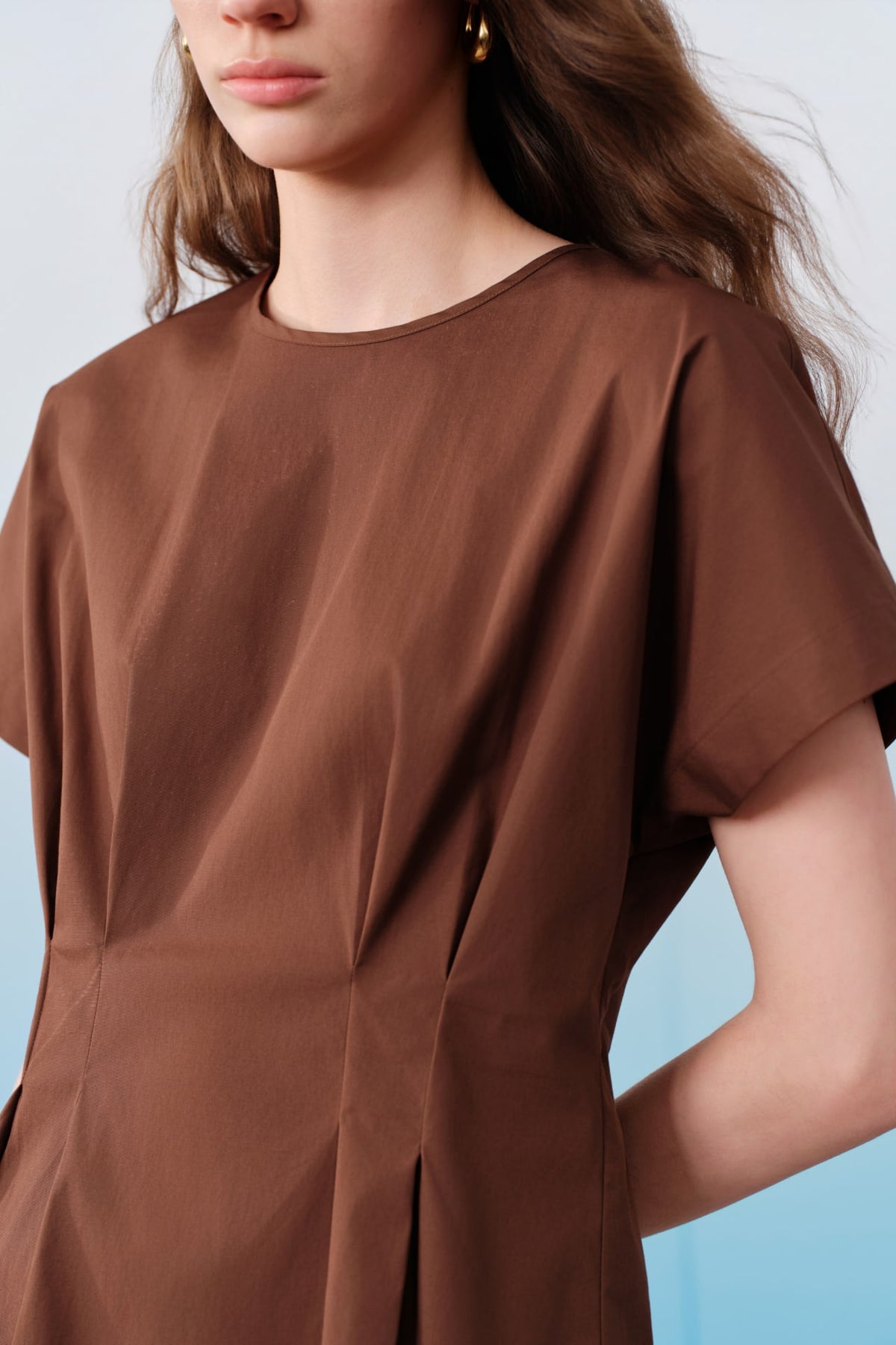 G2000 - Blouses - Pleated Cotton Poplin Stretch Round Neck Regular Fit Short Sleeve Shirt With Self Fabric Tie