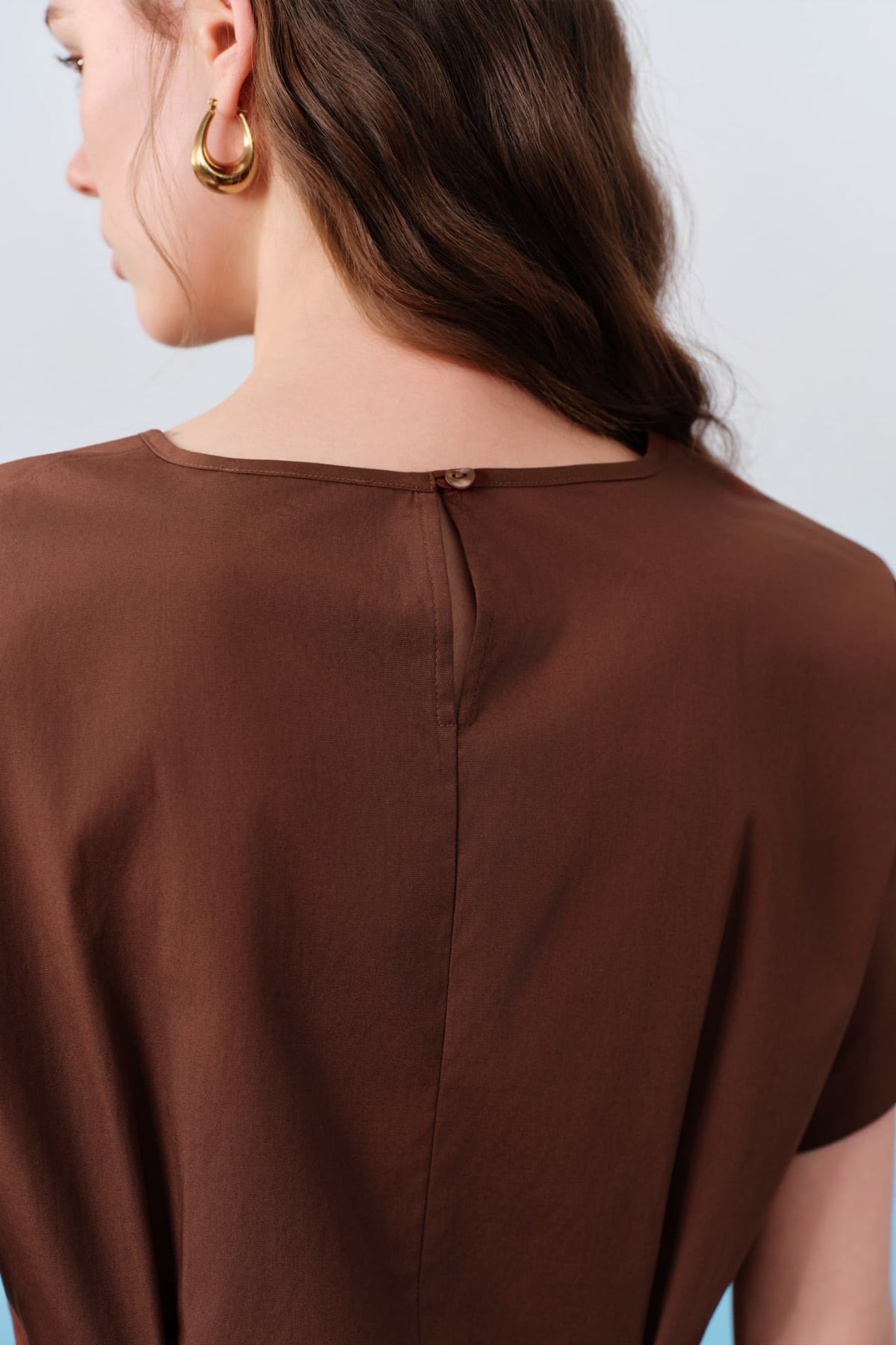 G2000 - Blouses - Pleated Cotton Poplin Stretch Round Neck Regular Fit Short Sleeve Shirt With Self Fabric Tie