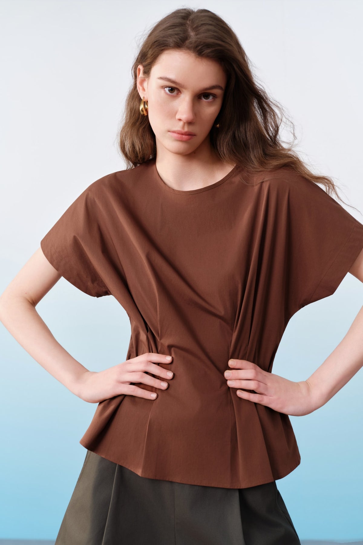 G2000 - Blouses - Pleated Cotton Poplin Stretch Round Neck Regular Fit Short Sleeve Shirt With Self Fabric Tie