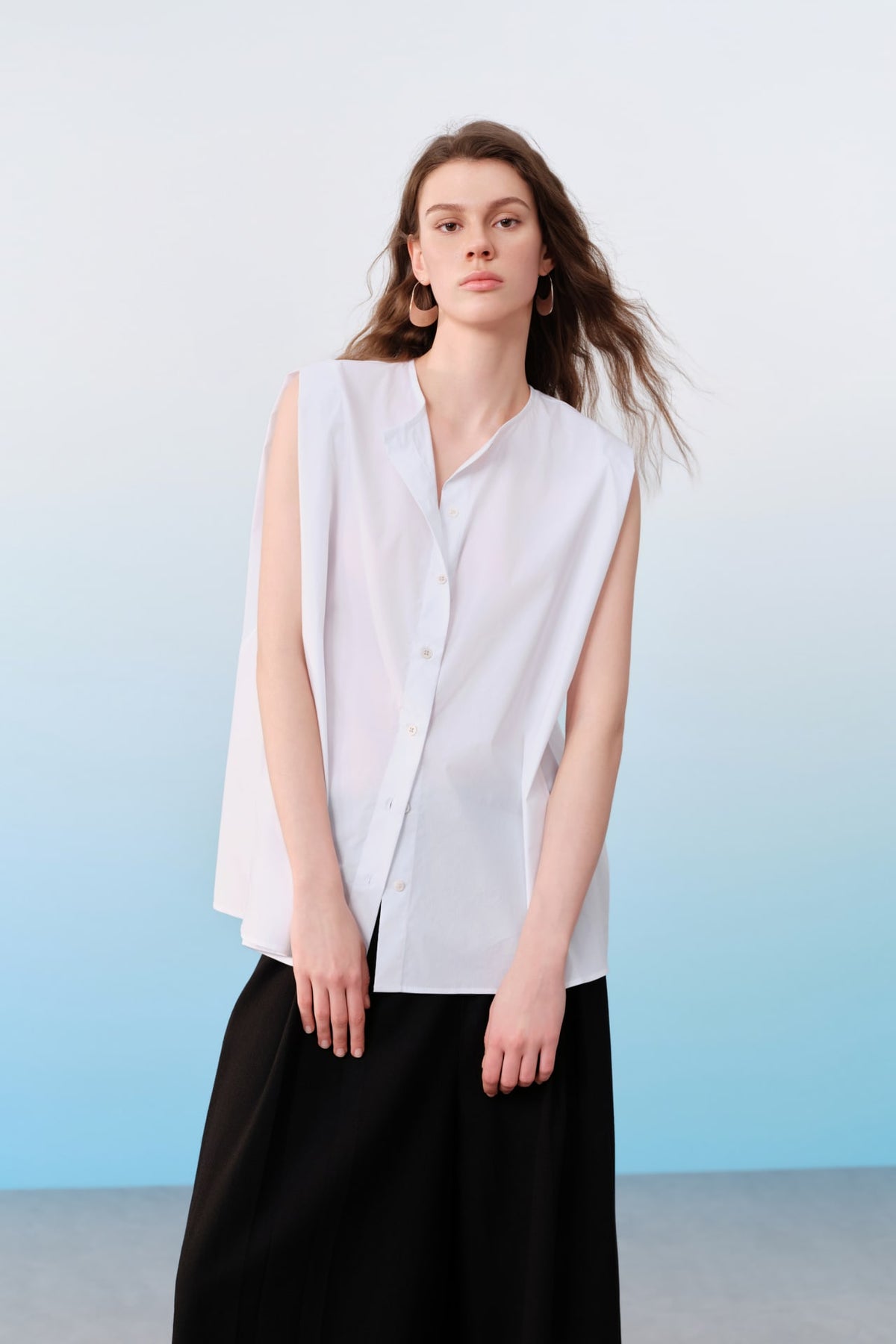 G2000 Blouses Folded Side Panel Round Neck Short Sleeve Shirt With Scarf White No Fit