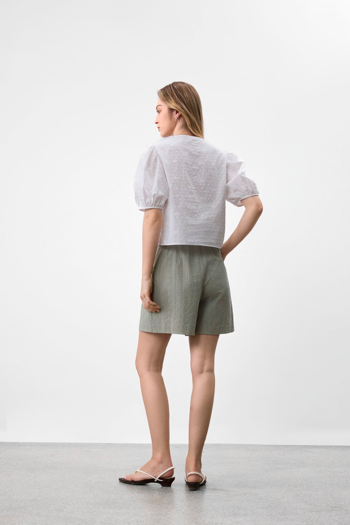 G2000 - Blouses - Embroidery Lace Regular Fit Blouse