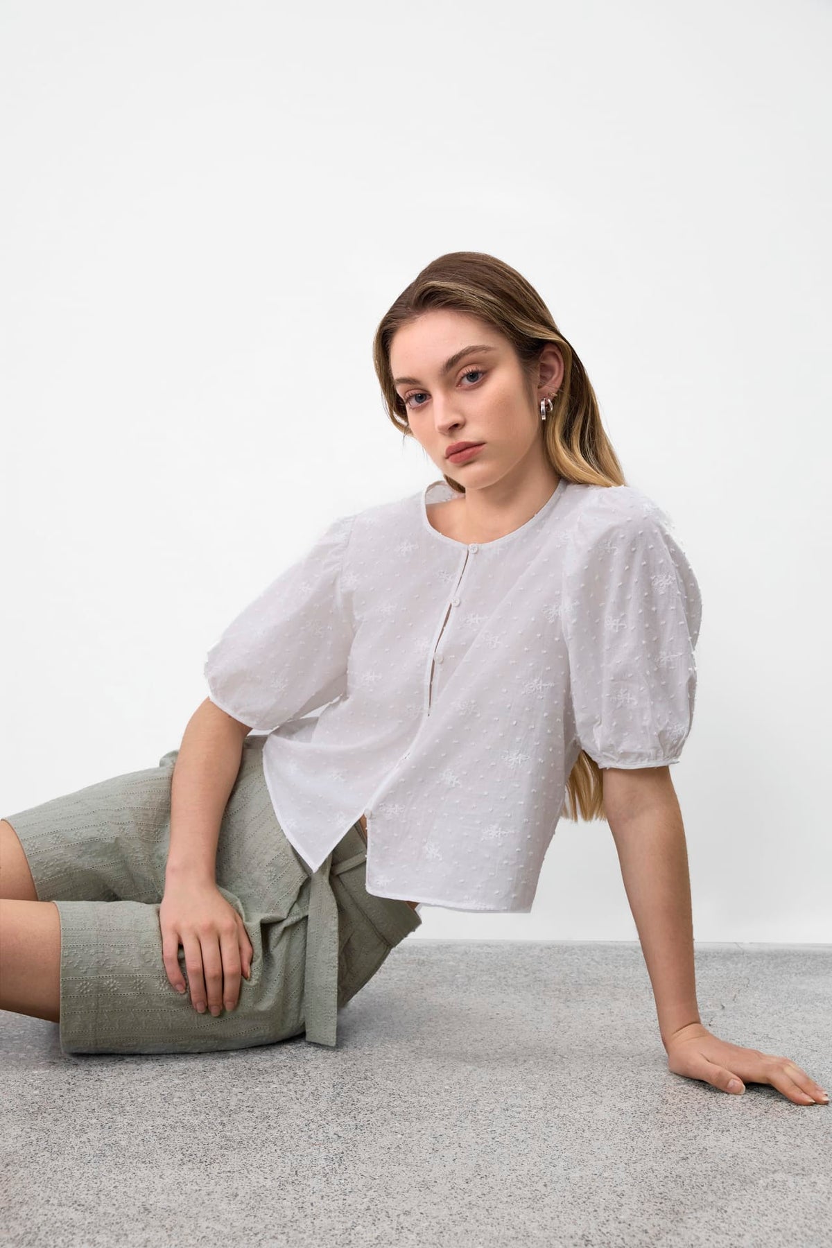 G2000 - Blouses - Embroidery Lace Regular Fit Blouse